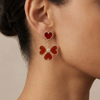 Серьги Van Cleef & Arpels SWEET HEARTS