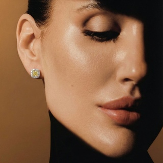 Пусеты из белого золота с бриллиантами  2.08 Ct