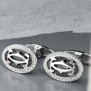 Изысканные запонки Cartier