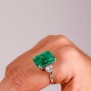 Кольцо с колумбийским изумрудом 7,59 ct и бриллиантами GIA
