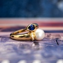 Золотое кольцо с жемчугом, сапфиром и природными бриллиантами