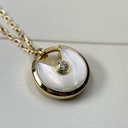 Колье Cartier Amulette Yellow Gold, Mother Of Pearl And Diamond