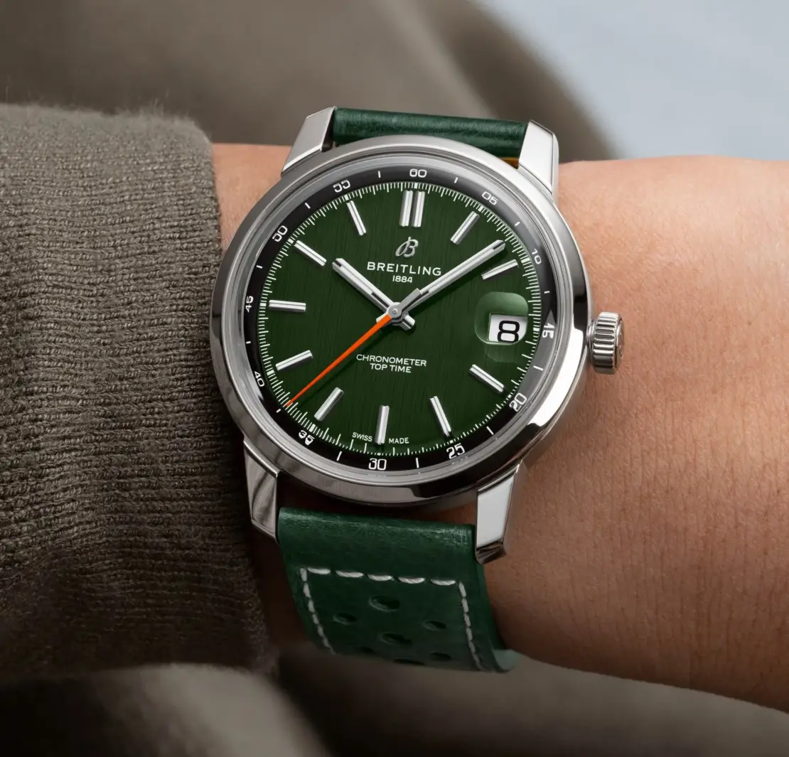 Breitling Top Time B31: яркая новинка с новым мануфактурным механизмом